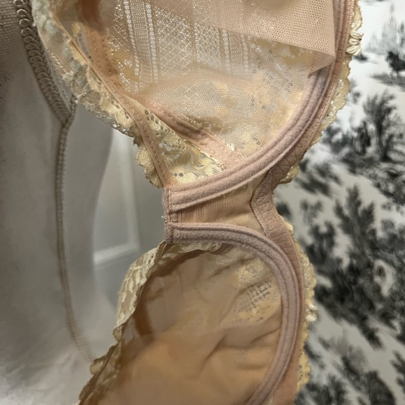 Wacoal Women’s beige lace bra size 34D - Picture 4 of 5